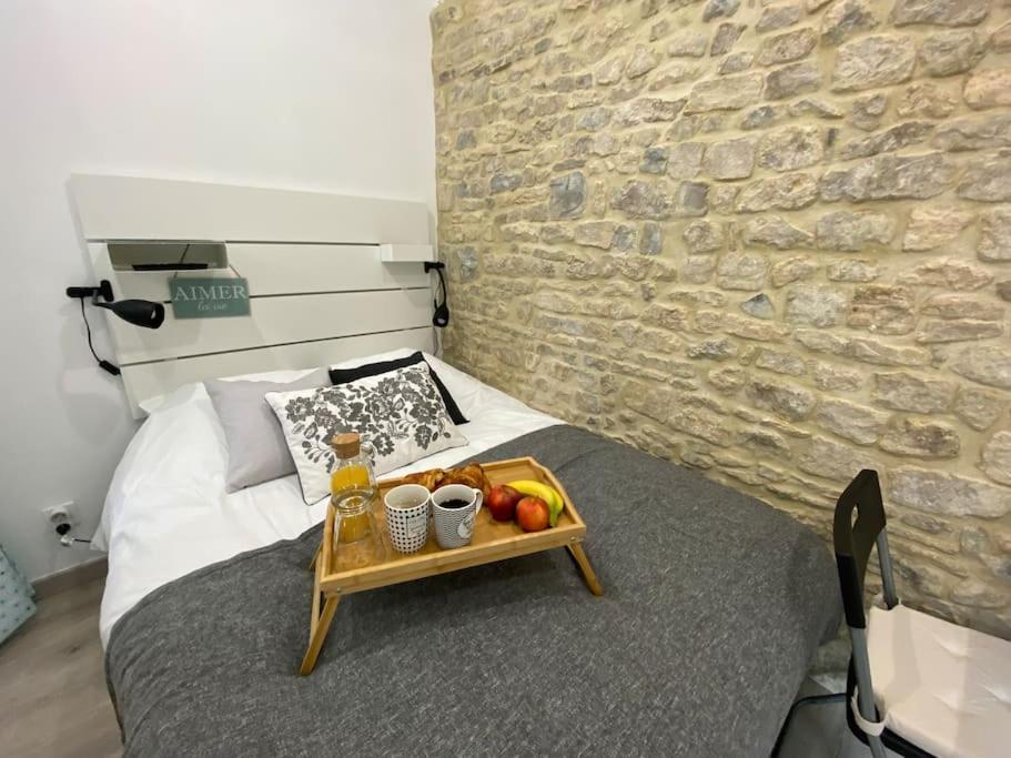 Bed In The City - Appart'Hotel - Historical Center Bayeux Bagian luar foto
