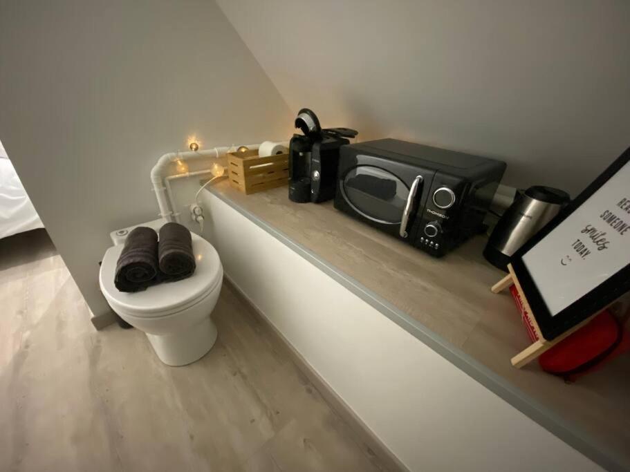 Bed In The City - Appart'Hotel - Historical Center Bayeux Bagian luar foto