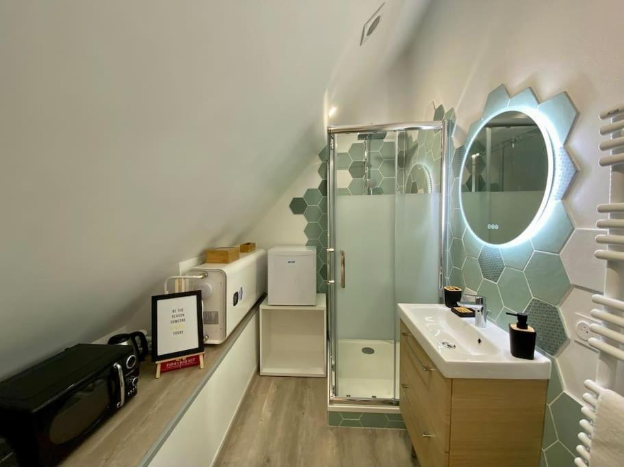 Bed In The City - Appart'Hotel - Historical Center Bayeux Bagian luar foto